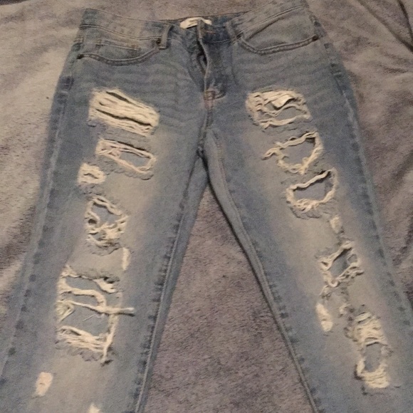 Jeans - Picture 2 of 4